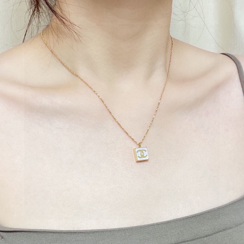 Ch**el necklaces